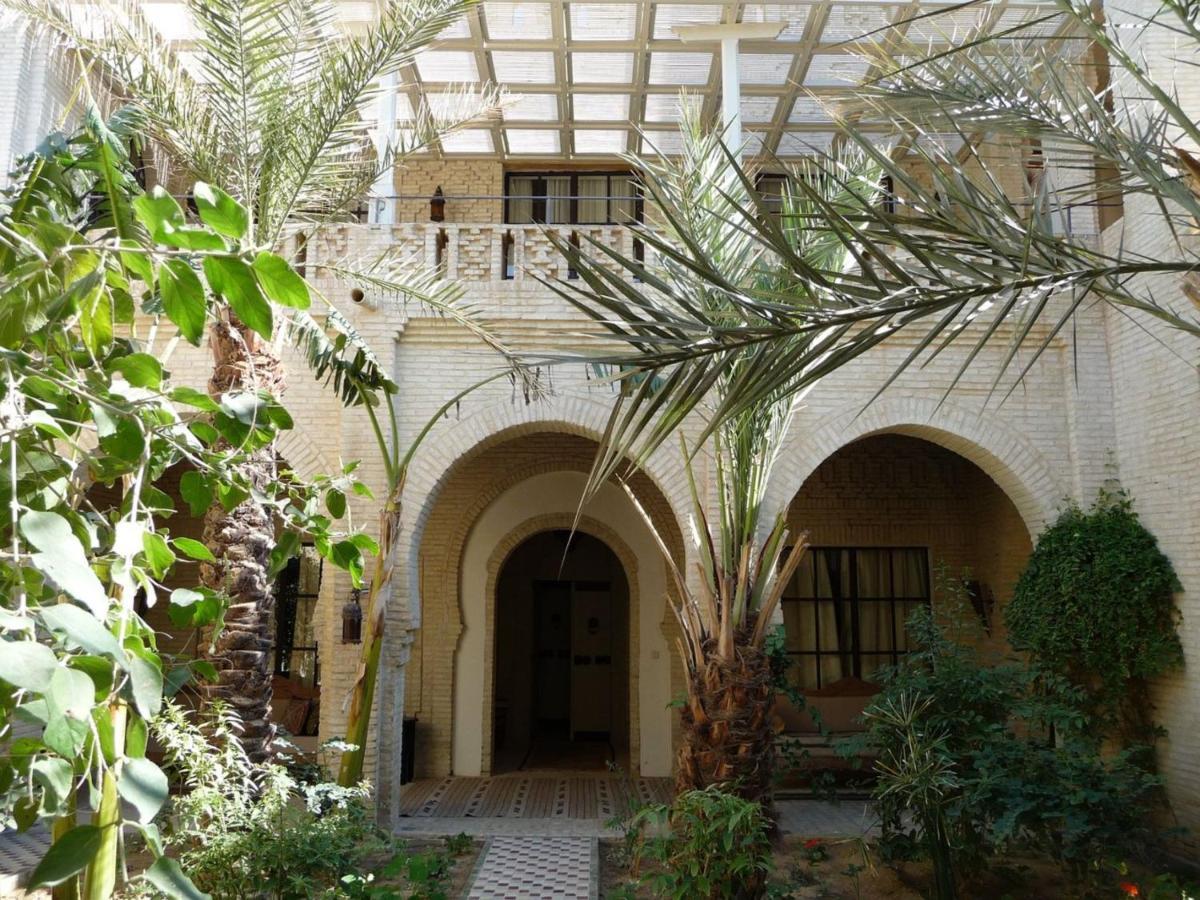 Dar Tozeur Bed & Breakfast Exterior foto